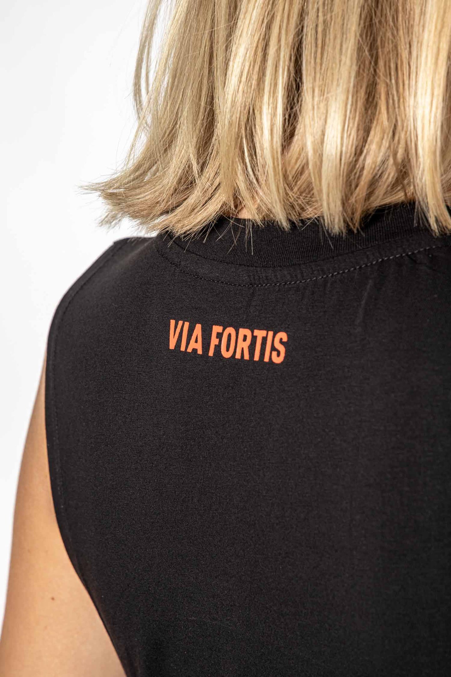 PERFORMANCE TANK TOP BLACK