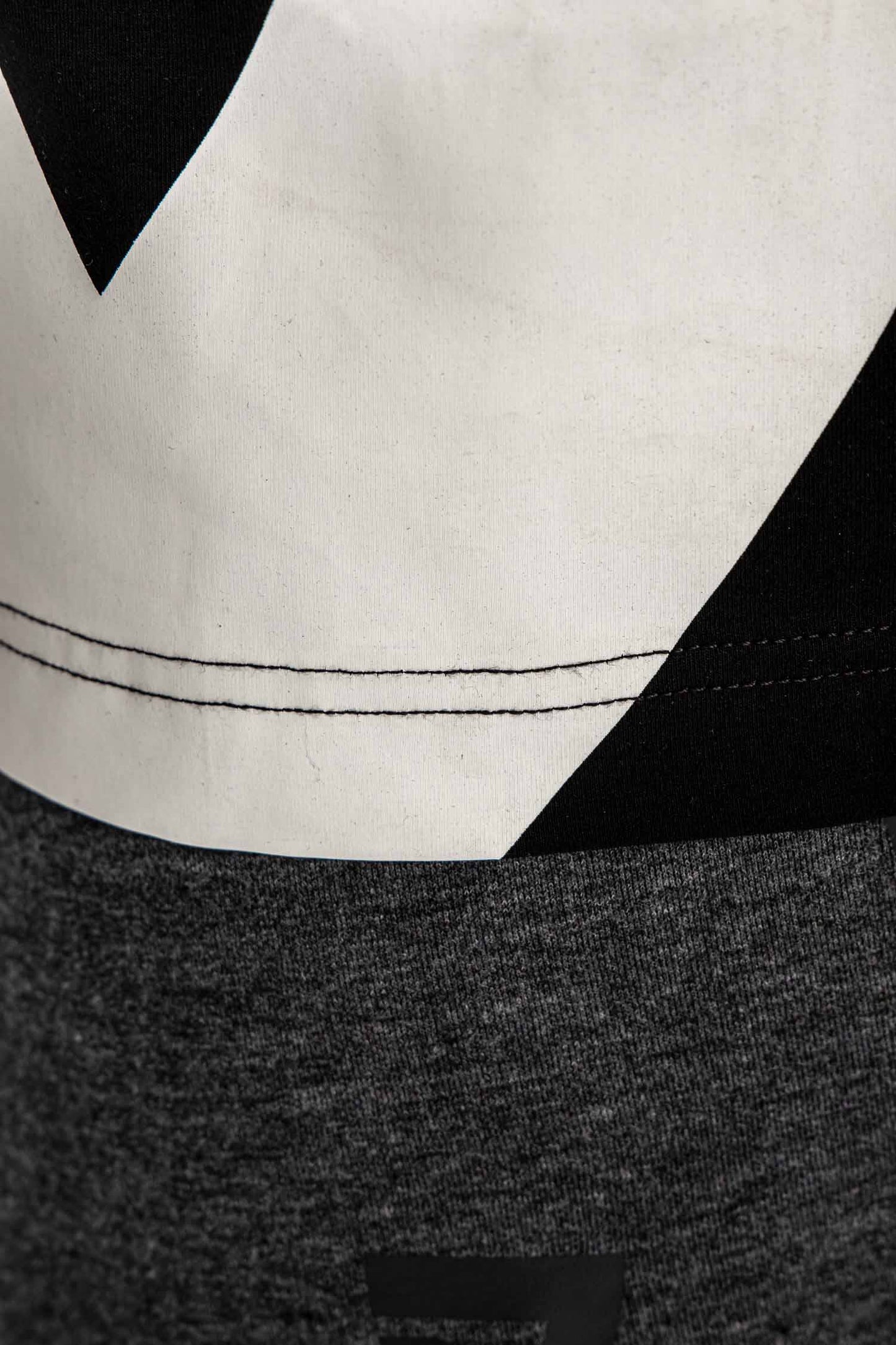 VIA FORTIS ICON TANK TOP BLACK