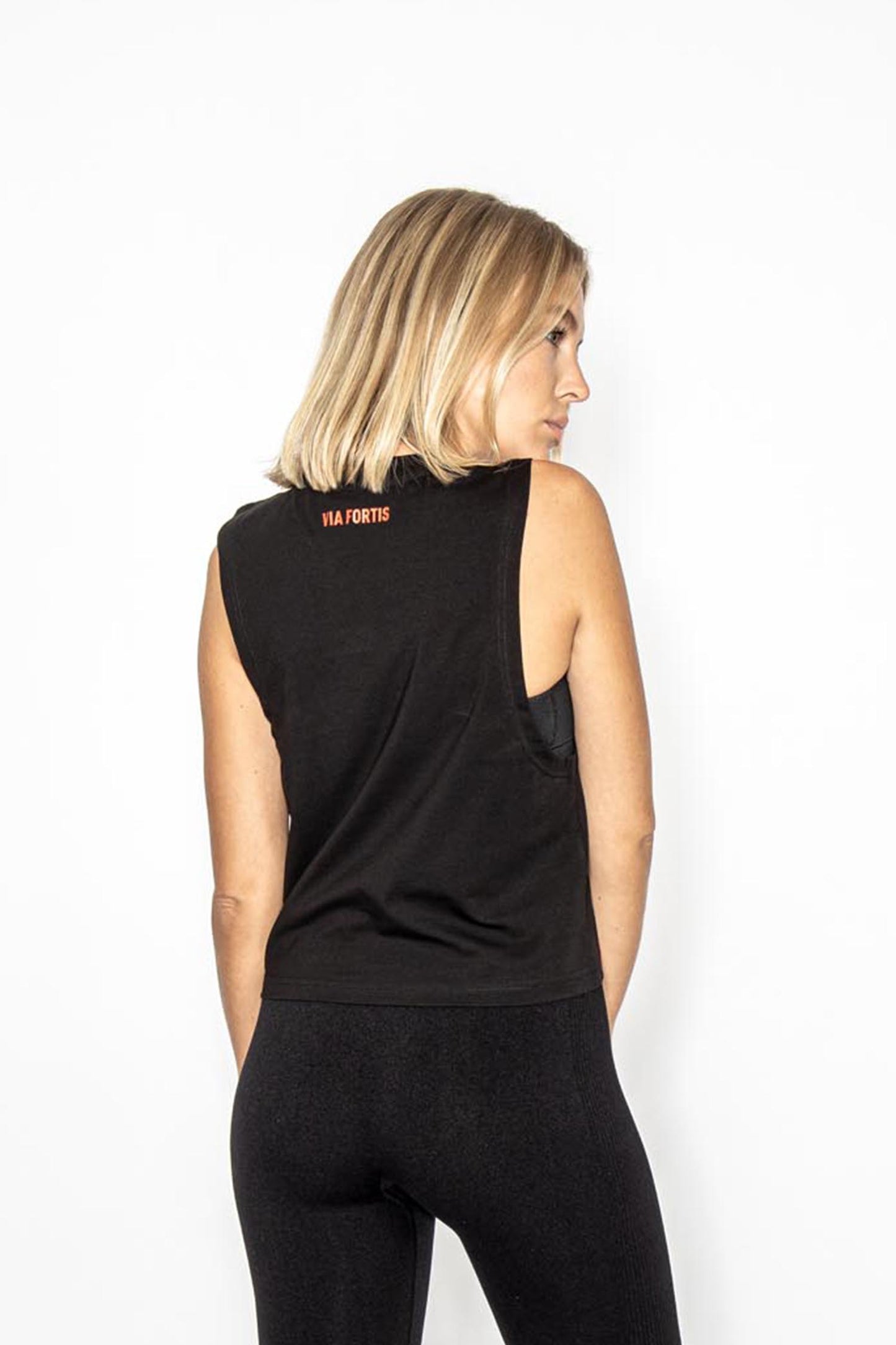 PERFORMANCE TANK TOP BLACK