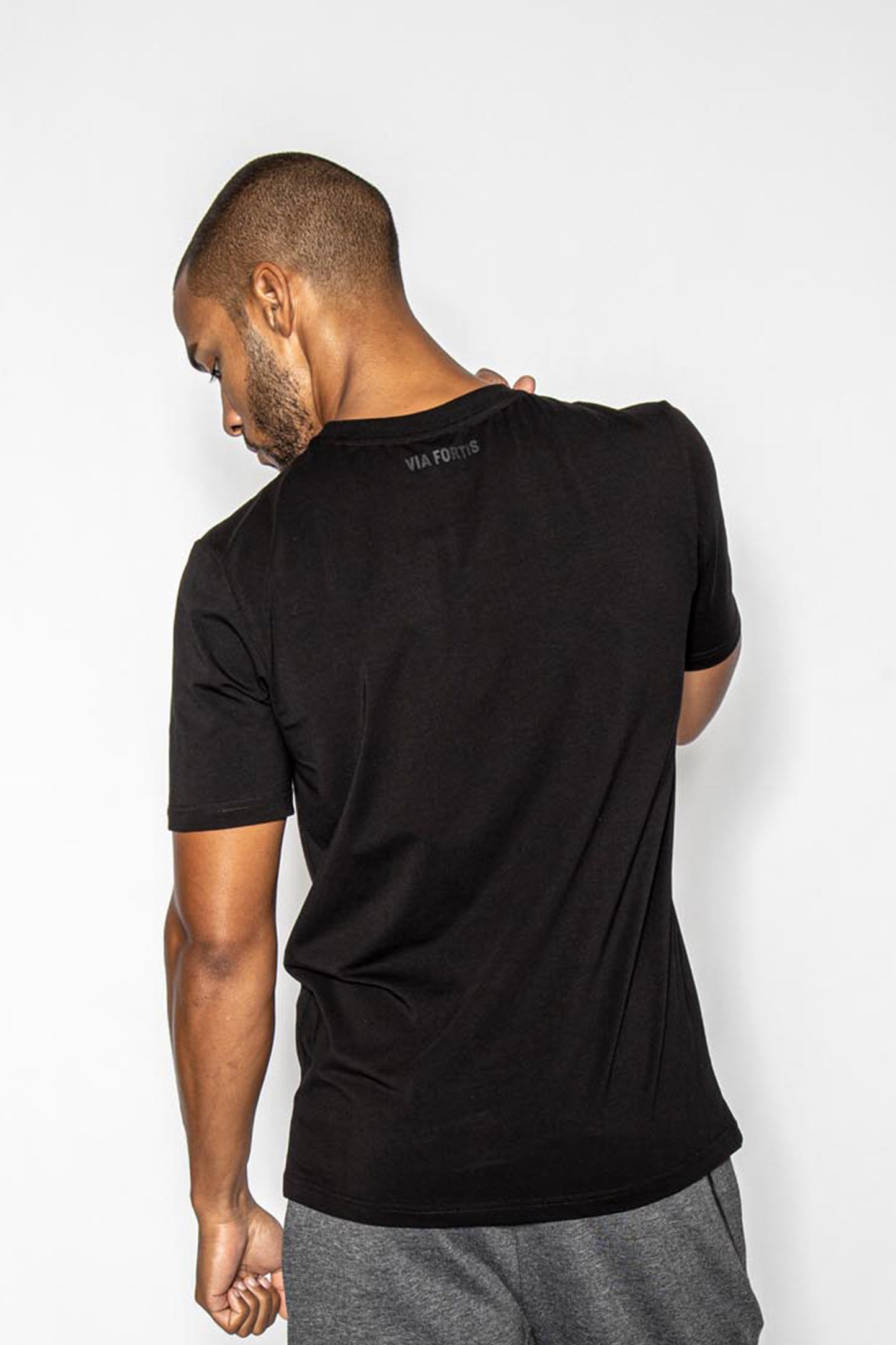 PERFORMANCE T-SHIRT BLACK